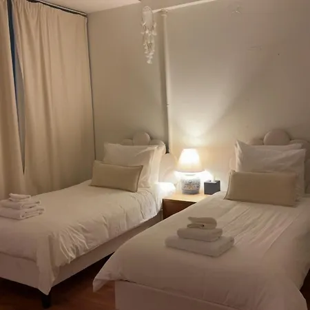 Break 3* Άμστερνταμ